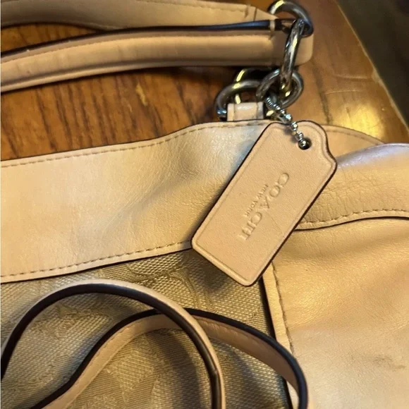 Coach Beige w/ Pink Leather Signature Shoulder Bag - Picture 2 of 16